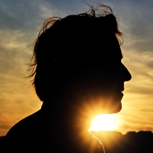 Il N'est Jamais Trop Tard by Dutronc, Thomas