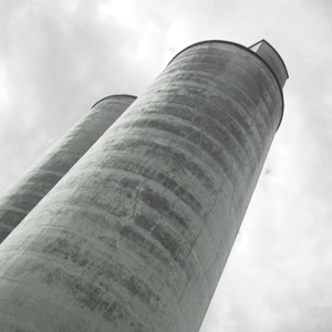 Constructing Towers by Terminal Sound System