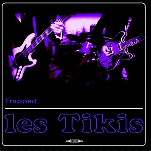 7-Trapped by Tikis, Les