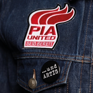 7-Seid Bereit / Artig by Pia United