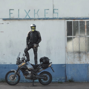 Iv by Fixkes