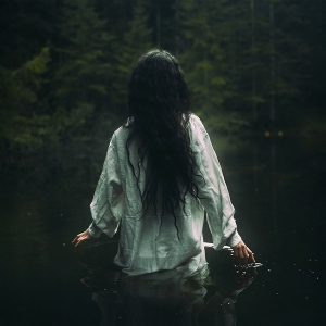 I Don't Like What It Does To Me by Bragolin
