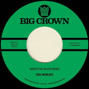 7-Under the Silver Moon by Thee Marloes